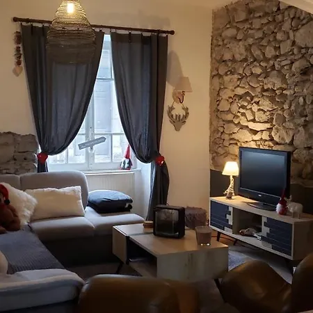 Chez Anne, Maison Cosy Avec Spa, Billard Et Jardin Nyaraló